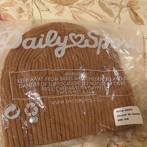 Daily Sports Warm Cinnamon Knit Hat